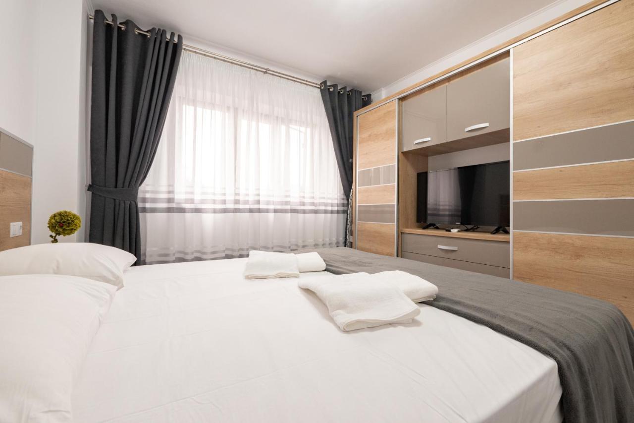 Luxury Ultracentral Pitesti Exterior photo