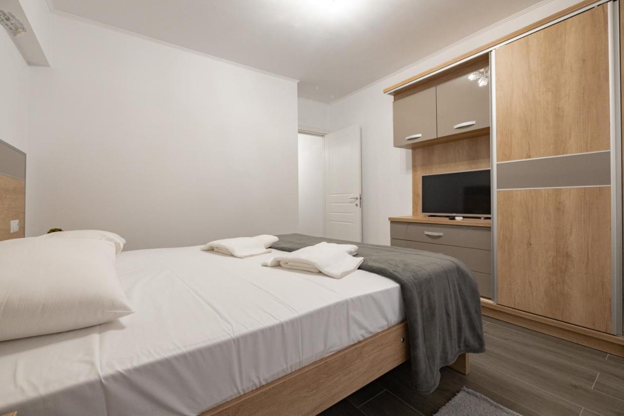 Luxury Ultracentral Pitesti Exterior photo