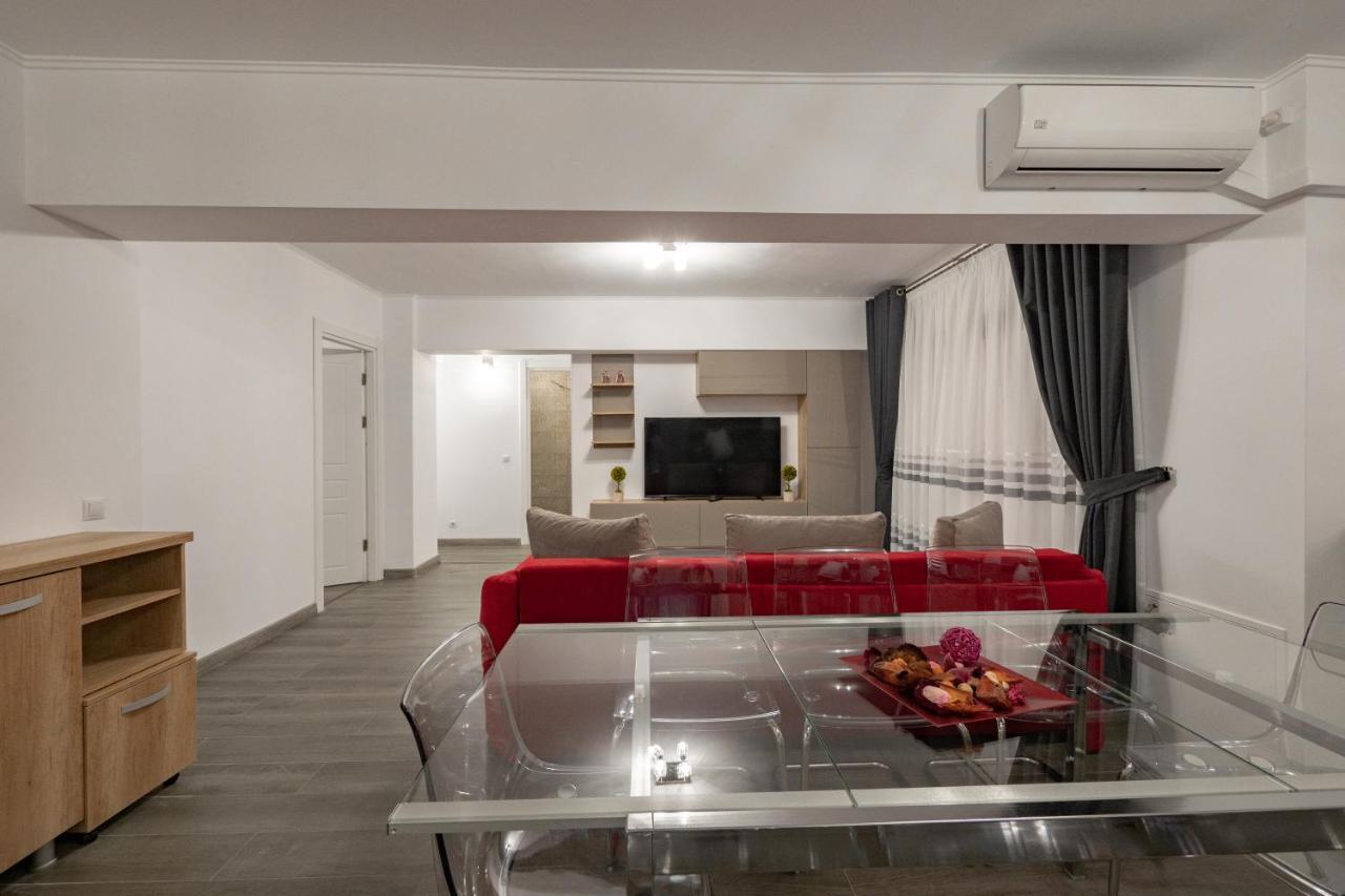Luxury Ultracentral Pitesti Exterior photo